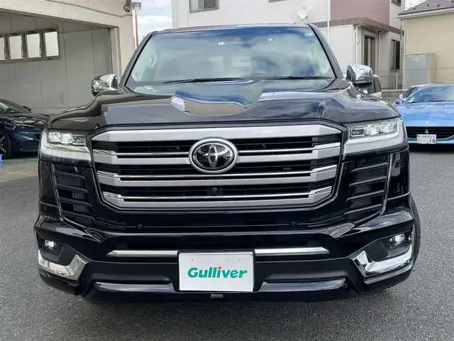 トヨタ ランドクルーザー ZX 神奈川県 2023(令5)年 0.4万km ブラック ワンオーナー/サンルーフ/ベージュ革シート/モデリスタエアロ(F/R)/クールBOX/純正メモリーナビ・地デジTV/リヤエンターテイメント/JBLスピーカー/純正CD/DVD/SD/MSV/BT/USB/Miracast/パノラマモニター/ビルトインETC2.0/前後ドライブレコーダー/前席パワーシート/1・2列目シートヒーター・エアシート/ステアリングヒーター/純正20インチAW/LEDライト/LEDフォグライト/パワーバックドア/3列目電動格納シート/トヨタセーフティセンス/レーダークルーズコントロール/PCS/LTA/BSM/PKSB/RCTA/RSA/コーナーセンサー/オートハイビーム/HUD/AC100V/純正エンジンスターター/デフロック/プッシュスタート/スマートキー×2/R6年ディーラー整備記録/保証書・取説あり