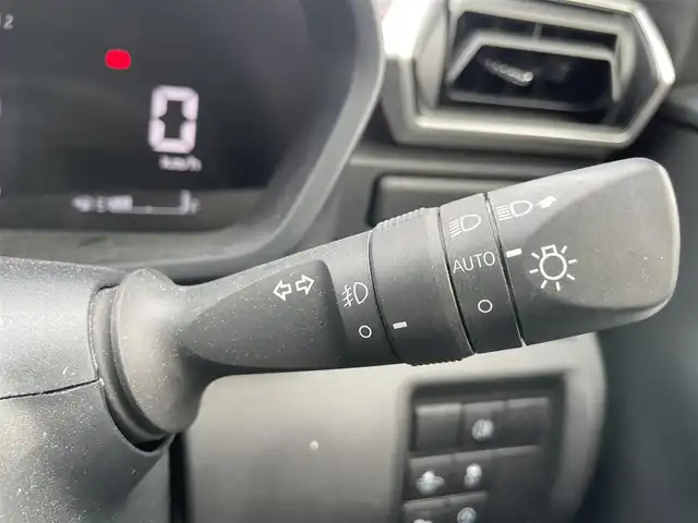 トヨタ ライズ Z 大阪府 2020(令2)年 2.6万km ナチュラルベージュマイカM 社外ナビ/   TV/Bluetooth/USB/バックモニター/衝突軽減ブレーキ/横滑り防止装置/前席シートヒーター/レーダークルーズコントロール/ステアリングスイッチ/アイドリングストップ/ドライブレコーダー/純正17インチアルミホイール/純正フロアマット/スマートキー/ＥＴＣ/ＬＥＤライト