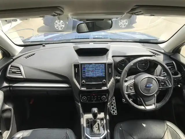 スバル フォレスター プレミアム 富山県 2019(令1)年 5.4万km 白 4WD/純正ナビ/フルセグTV/バックカメラ/衝突被害軽減ブレーキ/コーナーセンサー/レーンキープアシスト/ブラインドスポットモニター/レーダークルーズコントロール/レザーシート/パワーシート/シートヒーター/電動リアゲート/ハンドルヒーター/革巻きステアリング/ステアリングスイッチ/ETC
