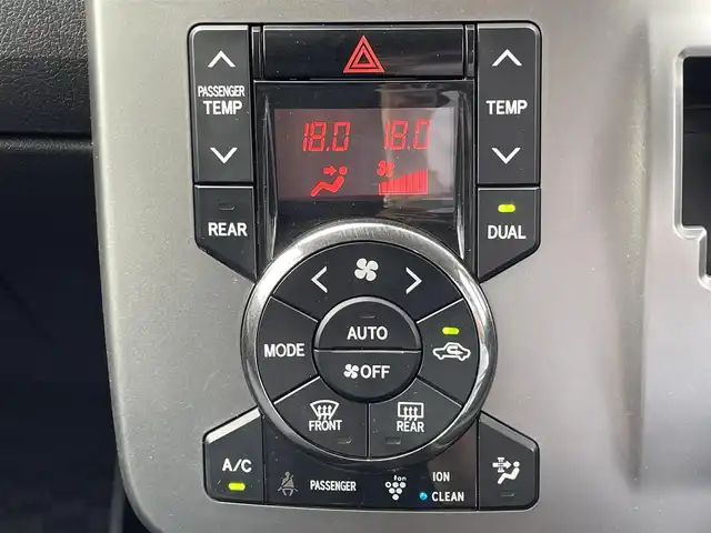 トヨタ ヴォクシー ZS 煌Ⅱ 島根県 2011(平23)年 7.2万km グレーメタリック 社外ナビ/CD/DVD/DTV/Bluetooth/バックカメラ/アルパインフリップダウンモニター/両側パワースライドドア/ドライブレコーダー/ETC/HIDオートライト/パドルシフト/純正フロアマット/ドアバイザー/スマートキー/プッシュスタート