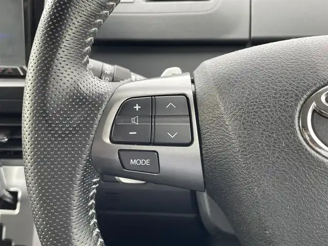 トヨタ ヴォクシー ZS 煌Ⅱ 島根県 2011(平23)年 7.2万km グレーメタリック 社外ナビ/CD/DVD/DTV/Bluetooth/バックカメラ/アルパインフリップダウンモニター/両側パワースライドドア/ドライブレコーダー/ETC/HIDオートライト/パドルシフト/純正フロアマット/ドアバイザー/スマートキー/プッシュスタート