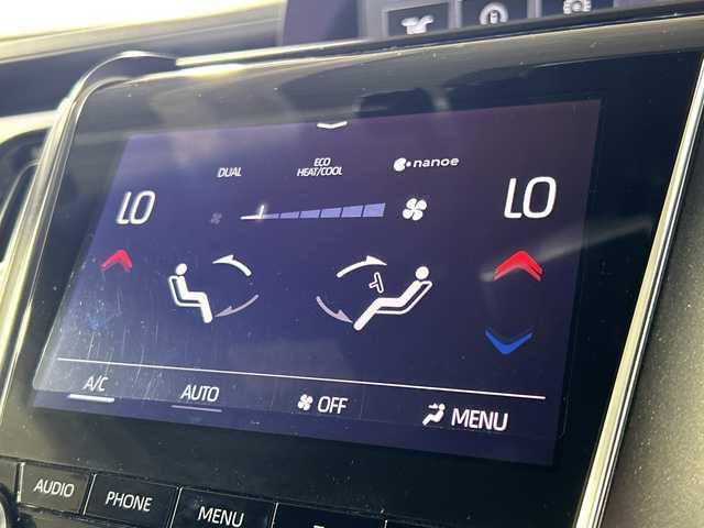 トヨタ クラウン ハイブリッド RS アドバンス 福岡県 2018(平30)年 3.5万km ホワイトパールクリスタルシャイン 純正8インチナビゲーション/CD DVD BT/フルセグテレビ/サンルーフ/黒革シート/パワーシート（D/N）/シートヒーター/シートクーラー/ヘッドアップディスプレイ/革巻きステアリング/ステアリングヒーター/ブレーキホールド/純正ドライブレコーダー/オートライト/LEDライト/フォグランプ/パトルシフト/ETC