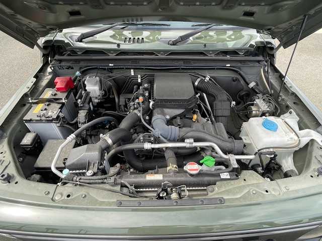 スズキ ジムニー XL 静岡県 2022(令4)年 2.5万km ジャングルグリーン ワンオーナー/社外ディスプレイオーディオ/Bluetooth/純正フロアマット/スマートキー/プッシュスタート/オートライト/アイドリングストップ/ETC