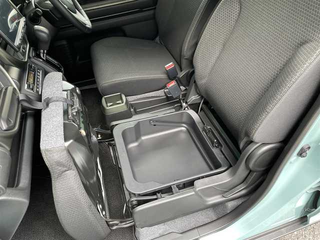 スズキ ハスラー タフワイルド・ターボ 愛知県 2024(令6)年 1万km オフブルーメタリック/ブラック 2トーン /禁煙//ATOTOディスプレイオーディオ/BT/USB//シートヒーター//革巻きステア/ステアスイッチ/パドルシフト//純正LEDオートライト/オートハイビーム//純正LEDフォグ//デュアルカメラブレーキサポート/ACC//ルーフレール//シートバックテーブル//純正15インチAW//純正フロアマット//新車時保証書//スペアスマートキー有