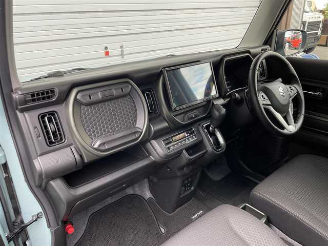 スズキ ハスラー タフワイルド・ターボ 愛知県 2024(令6)年 1万km オフブルーメタリック/ブラック 2トーン /禁煙//ATOTOディスプレイオーディオ/BT/USB//シートヒーター//革巻きステア/ステアスイッチ/パドルシフト//純正LEDオートライト/オートハイビーム//純正LEDフォグ//デュアルカメラブレーキサポート/ACC//ルーフレール//シートバックテーブル//純正15インチAW//純正フロアマット//新車時保証書//スペアスマートキー有