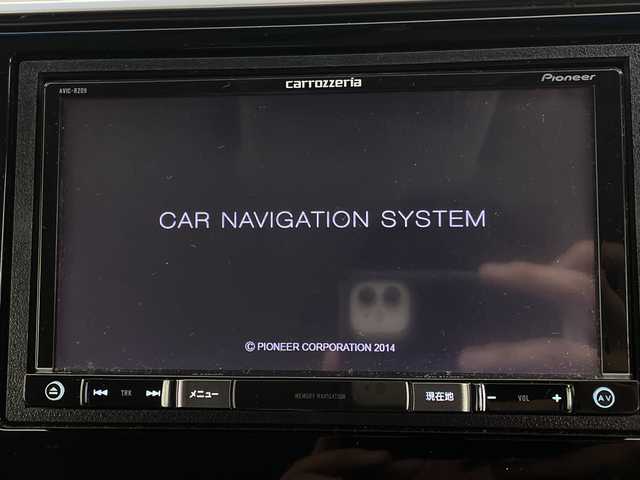 ホンダ フィット 13G Fパッケージ 新潟県 2015(平27)年 11.8万km シルバー プッシュスタート/スマートキー/メモリナビ　型式AVIC-RZ09/CD/BT/DVD/フルセグ/社外アルミ15インチ/冬タイヤ4本積み込み/フォグ/ハロゲン/フロアマット