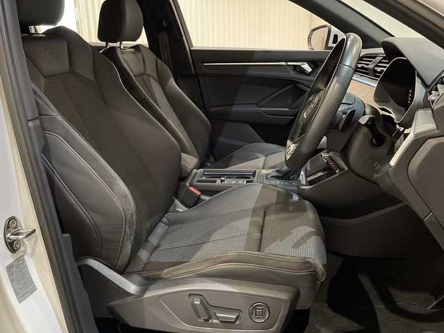 アウディ Ｑ３ SB 35TDIクワトロ Sライン 新潟県 2020(令2)年 4.5万km グレイシアホワイトメタリック ベーシックパッケージ/・シートヒーター（フロント）/・シート電動調整機能（フロント）/・ステアリングホイール3スポークレザー/ マルチファンクションパドルシフトフラットボトム/・オートマチックテールゲート/・アウディホールドアシスト/・ランバーサポート4ウェイ（フロント）/アシスタンスパッケージ/・アダプティブクルーズアシスト/・エマージェンシーアシスト/・ハイビームアシスト/・サイドアシスト/バーチャルコックピット/エレクトリックインターフェース/パーキングエイド/クルーズコントロール/アイドリングストップ/プッシュスタート/ETC2.0/スペアキー１本/全周囲カメラ