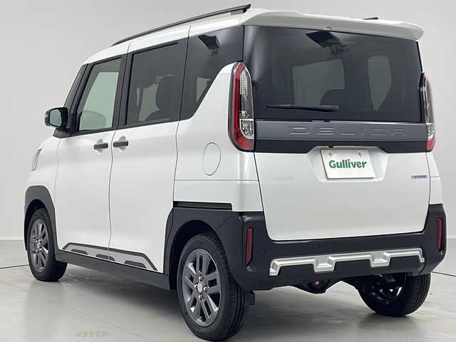 三菱 デリカミニ T プレミアム 茨城県 2025(令7)年 0.1千km アメジストブラック/シルキーホワイト 登録済未使用　車純正9インチディスプレイオーディオ　全方位カメラ　両側電動スライドドア　ハーフレザーシート　前席シートヒーター　レーダークルーズコントロール　　純正16インチAW