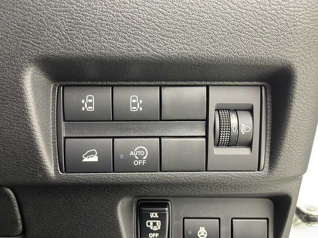 三菱 デリカミニ T プレミアム 茨城県 2025(令7)年 0.1千km アメジストブラック/シルキーホワイト 登録済未使用　車純正9インチディスプレイオーディオ　全方位カメラ　両側電動スライドドア　ハーフレザーシート　前席シートヒーター　レーダークルーズコントロール　　純正16インチAW