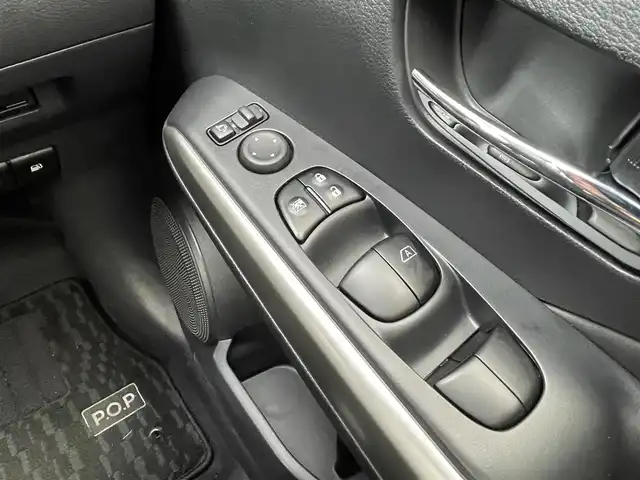 日産 キックス X 千葉県 2022(令4)年 1.6万km ブリリアントホワイトパール プロパイロット/インテリジェントアラウンドビューモニター/インテリジェントルームミラー/純正９インチＳＤナビ/ＥＴＣ/ハーフレザーシート/シートヒーター/ステアリングヒーター/ＬＥＤヘッドライト/オートライト　/オートハイビーム