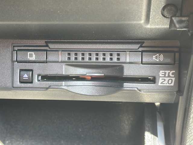 レクサス ＲＸ 200t Fスポーツ 長野県 2016(平28)年 4.8万km ホワイトノーヴァガラスフレーク ４WD/サンルーフ/レッドレザーシート/純正メーカーナビTV/パワーバックドア/バック・サイドカメラ/ETC/社外18インチアルミ/クルーズコントロール/シートヒーター /ハンドルヒーター/保証書・取説/カードキー