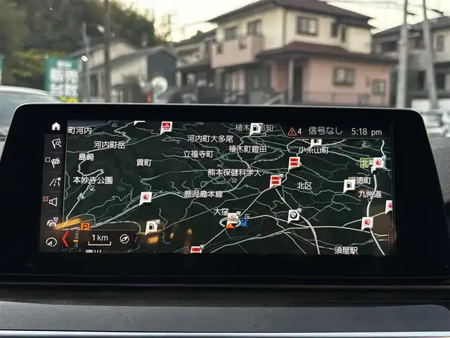 ＢＭＷ ５２３ｄ Mスポーツ 熊本県 2018(平30)年 2.1万km 黒 純正ナビ/【フルセグTV/Bluetooth/CD/DVD】/全周囲カメラ/バックカメラ/アクティビティクルーズコントロール/パークディスタンスコントロール/パーキングアシスタント/cityブレーキ機能付き歩行者警告/レーンディパーチャーウォーニング/レーンチェンジウォーニング/アダプティブヘッドライト/防眩機能付きハイビームアシスト/ダイナミックスタビリティコントロール/ヘッドアップディスプレイ/コーナーセンサー/パドルシフト/ブラインドスポットモニター/前席パワーシート/電動パーキングブレーキ/ブレーキホールド/純正19インチAW/プッシュスタート/スマートキー/アイドリングストップ