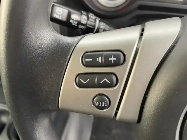 トヨタ ＦＪクルーザー 富山県 2014(平26)年 9.1万km ＤグリーンⅡ 4WD/寒冷地仕様/純正ナビ【NSZT-W62G】/(AM/FM/CD/DD/USB/BT)/フルセグTV/バックカメラ/クルーズコントロール/LEDヘッドライト/リアパーキングセンサー/横滑り防止装置/ETC/リモコンキー/純正17インチAW/社外フロアマット