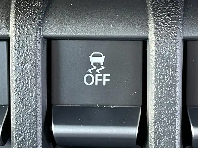 スズキ ジムニー XC 東京都 2025(令7)年 0.1千km ブルーイッシュブラックパール3 登録済未使用車 /セーフティサポート/（予防安全技術）/・デュアルセンサーブレーキサポート/・誤発進抑制機能/・車線逸脱警報機能/・ふらつき警報/・先行車発進お知らせ機能/・標識認識機能/・ハイビームアシスト/LEDヘッドライト /クルーズコントロ―ル /ヘッドランプウォッシャー /アイドリングストップ/撥水加工ファブリックシート　/前席シートヒーター　/プッシュエンジンスタート /スマートキー/保証書＆取説/Wエアバック＆ABS