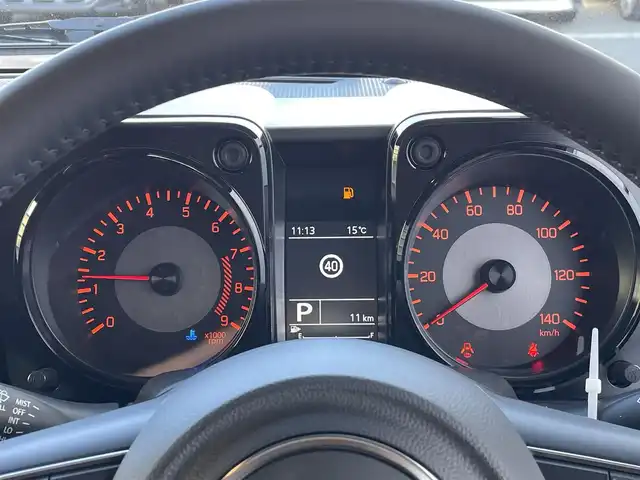 スズキ ジムニー XC 東京都 2025(令7)年 0.1千km ブルーイッシュブラックパール3 登録済未使用車 /セーフティサポート/（予防安全技術）/・デュアルセンサーブレーキサポート/・誤発進抑制機能/・車線逸脱警報機能/・ふらつき警報/・先行車発進お知らせ機能/・標識認識機能/・ハイビームアシスト/LEDヘッドライト /クルーズコントロ―ル /ヘッドランプウォッシャー /アイドリングストップ/撥水加工ファブリックシート　/前席シートヒーター　/プッシュエンジンスタート /スマートキー/保証書＆取説/Wエアバック＆ABS