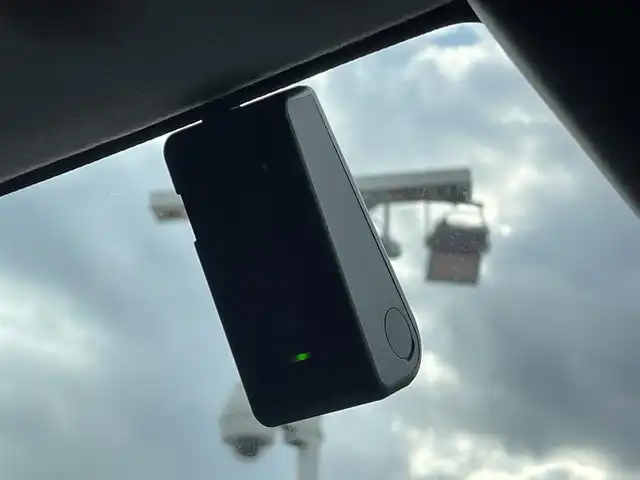 トヨタ ルーミー G 島根県 2021(令3)年 1.4万km ファイアークォーツレッドM 登録時走行距離　13908km/ワンオーナー/保証書/取扱説明書/純正ナビ（NSZT-W68T）/（AM/FM/CD/DVD/Bluetooth）/フルセグテレビ/アラウンドビューモニター/両側パワースライドドア/サンシェード/ウィンカーミラー/ドアバイザー/純正フロアマット/横滑り防止装置/衝突軽減システム/車線逸脱警報/コーナーセンサー/オートライト/ビルドインETC/ドライブレコーダー