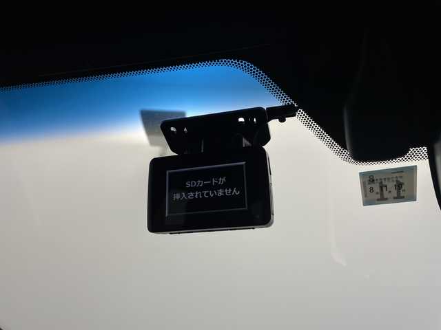 レクサス ＮＸ 300 Fスポーツ 鹿児島県 2017(平29)年 3万km ホワイトノーヴァガラスフレーク ・サンルーフ/・メーカーナビ/(CD/DVD/SD/BT/USB)/・バックカメラ/・サイドカメラ/・フルセグテレビ/・レーダークルーズコントロール/・三眼LEDヘッドライト/・ビルドインETC 2.0/・ドライブレコーダー/・プリクラッシュセーフティ/・ブラインドスポットモニター/・コーナーセンサー/・ステアリングリモコン/・ステアリングヒーター/・電子パーキングブレーキ/・パワーシート/・シートメモリー/・シートヒーター/・シートクーラー/・レザーシート/・ブレーキホールド