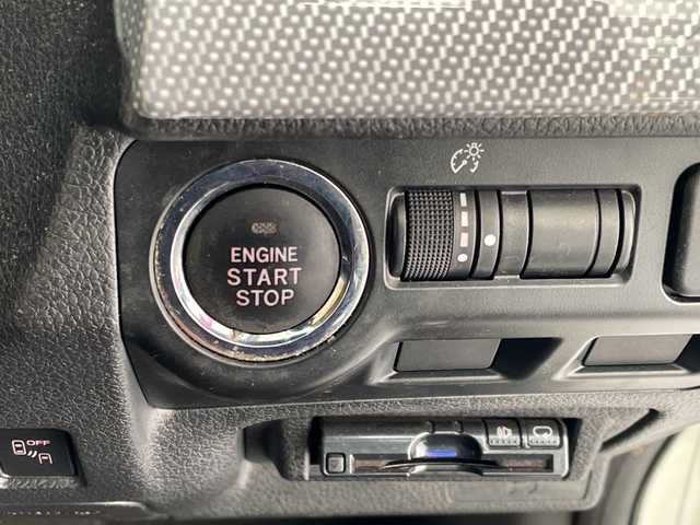 スバル レヴォーグ 2．0GT－S アイサイト 埼玉県 2015(平27)年 13.9万km クリスタルホワイトP アイサイト/純正ナビ/　　CD/DVD/BT/フルセグ/バックカメラ/サイドカメラ/レーダークルーズコントロール/レーンキープアシスト/ブラインドスポットインフォメーション/LEDヘッドライト/ハーフレザーシート/純正18インチアルミホイール/パドルシフト/電子パーキングブレーキ/ETC/スマートキー