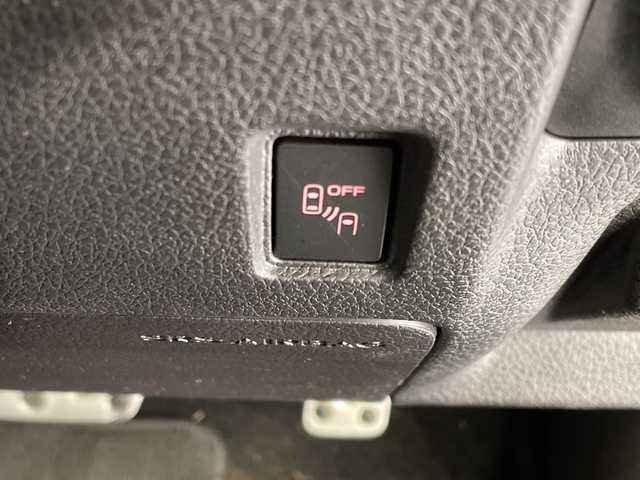 スバル レヴォーグ 2．0GT－S アイサイト 埼玉県 2015(平27)年 13.9万km クリスタルホワイトP アイサイト/純正ナビ/　　CD/DVD/BT/フルセグ/バックカメラ/サイドカメラ/レーダークルーズコントロール/レーンキープアシスト/ブラインドスポットインフォメーション/LEDヘッドライト/ハーフレザーシート/純正18インチアルミホイール/パドルシフト/電子パーキングブレーキ/ETC/スマートキー