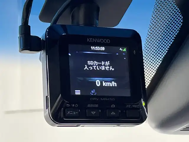 ホンダ フリード G ブラックスタイル 愛知県 2023(令5)年 1.6万km プラチナホワイトパール カロッツェリア８インチナビ　/（DISC/SD/FM/AM/地デジ/USB/AUX)/ホンダセンシング　/　　-衝突軽減ブレーキ　/　　-レーダークルーズコントロール　/　　-誤発進抑制機能/　　-先行車発進お知らせ機能/　　-標識認識機能/　　-路線逸脱抑制機能/　　-アダプティブクルーズコントロール/　　-車線維持支援システム/両側パワースライドドア　/シートヒーター　/ビルトインＥＴＣ　/ＬＥＤヘッドライト　/ドライブレコーダー　/バックカメラ　/パーキングセンサー　/ＵＳＢ接続/後席サンシェード/ISOFIX