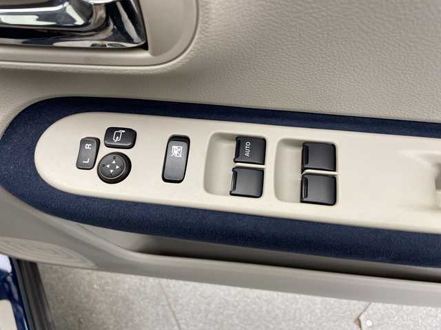 スズキ ラパン モード 宮崎県 2019(平31)年 3.9万km ノクターンブルーパール/ホワイト 2トーンルーフ 禁煙車/衝突被害軽減ブレーキ/社外ディスプレイオーディオ/（カロッツェリア/FH-9400DVS/Bluetooth/CD/DVD）/純正LEDオートライト/純正セキュリティアラーム/純正フロアマット/エネチャージ/前席シートヒーター/オートエアコン/ウッド調パネル/スマートキー/プッシュエンジンスタート/新車時保証書/取扱い説明書