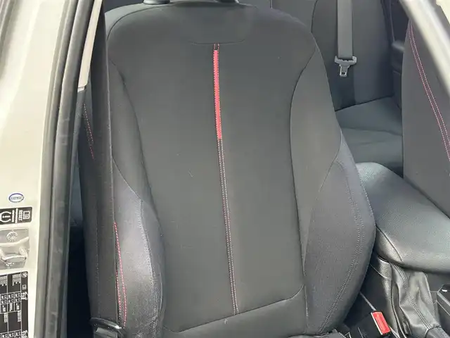 ＢＭＷ １１６ｉ スポーツ 神奈川県 2013(平25)年 8万km アルピンホワイトⅢ 社外ナビ/ワンセグテレビ/アイドリングストップ/ETC/スポーツモード/ecoモード/電子シフト/横滑り防止装置/トノカバー/HIDヘッドライト/フォグランプ/アンビエイト/オートライト/ウィンカーミラー