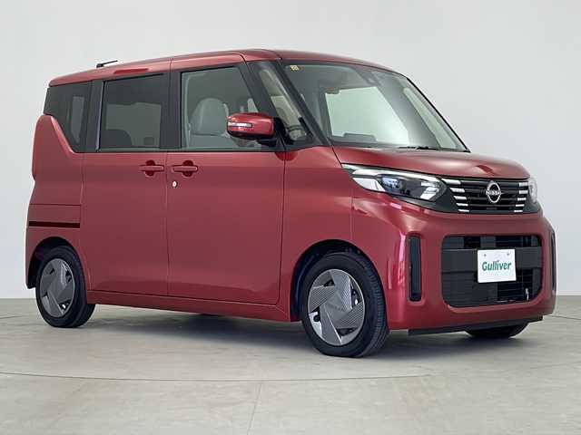 日産 ルークス X 鹿児島県 2023(令5)年 0.5万km スパークリングレッドM 純正９インチナビ/（BT/フルセグTV）/エマージェンシーブレーキ/アラウンドビューモニター/片側パワースライドドア/オートライト/オートハイビーム/コーナーセンサ―/ステアリングスイッチ/アイドリングストップ/LEDヘッドライト/ドライブレコーダー/フロアマット