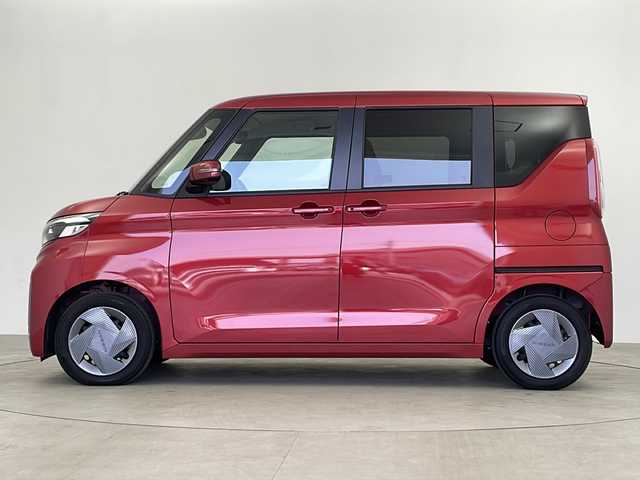 日産 ルークス X 鹿児島県 2023(令5)年 0.5万km スパークリングレッドM 純正９インチナビ/（BT/フルセグTV）/エマージェンシーブレーキ/アラウンドビューモニター/片側パワースライドドア/オートライト/オートハイビーム/コーナーセンサ―/ステアリングスイッチ/アイドリングストップ/LEDヘッドライト/ドライブレコーダー/フロアマット