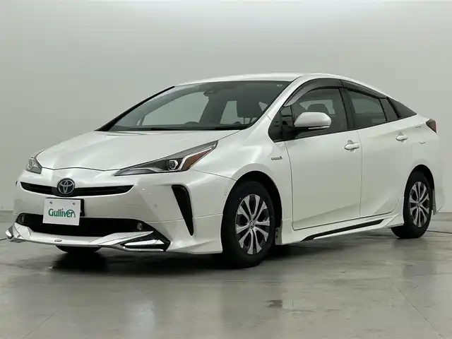 トヨタ プリウス A 福岡県 2019(令1)年 6.8万km ホワイトパールクリスタルシャイン ワンオーナー　/モデリスタエアロ　/純正ナビ（フルセグ）　/バックカメラ　/ドラレコ　/ＥＴＣ　/ＡＣＣ　/コーナーセンサー　/衝突軽減ブレーキ　/レーンキープ　/ＢＳＭ　/ＰＫＳＢ　/ＲＣＴＡ　/パーキングアシスト　/ＨＵＤ