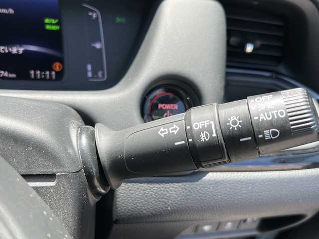 ホンダ フィット e:HEVリュクス 秋田県 2020(令2)年 9.3万km プレミアムサンライトホワイトパール ４WD/純正SDナビ/純正AW/ステアリングヒーター/前後ドライブレコーダー/前後コーナーセンサー
