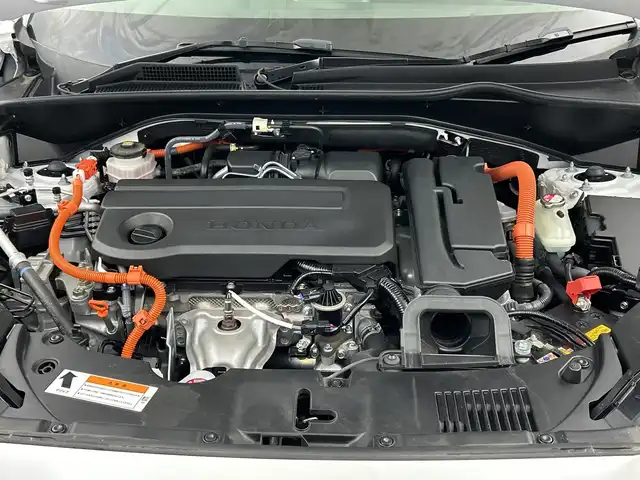 ホンダ ＺＲ－Ｖ ハイブリッド e:HEV Z 三重県 2023(令5)年 3.4万km プラチナホワイトパール 禁煙車/純正ナビ/・AppleCarPlay・AndroidAuto・フルセグ・AM・FM/360°カメラ/置くだけ充電/プレミアムサウンドBOSE/運転席・助手席パワーシート（D席メモリー付き）/運転席・助手席シートヒーター/ステアリングヒーター/ブラインドスポットモニター/踏み間違い衝突軽減装置/レーンキープ/パーキングセンサー警報/電子パーキング/アダプティブクルーズコントロール/電動リアゲート/LEDヘッドライト/純正フロアマット/純正18インチアルミ