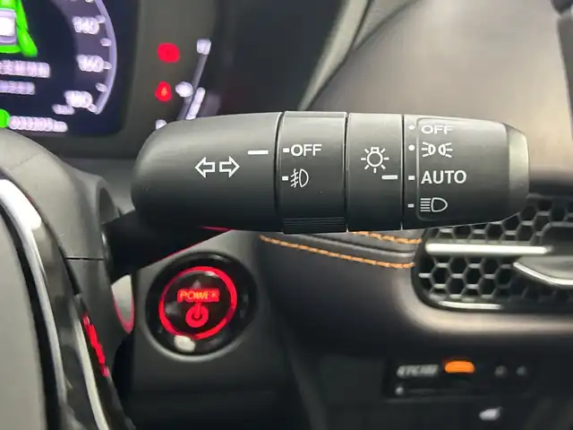 ホンダ ＺＲ－Ｖ ハイブリッド e:HEV Z 三重県 2023(令5)年 3.4万km プラチナホワイトパール 禁煙車/純正ナビ/・AppleCarPlay・AndroidAuto・フルセグ・AM・FM/360°カメラ/置くだけ充電/プレミアムサウンドBOSE/運転席・助手席パワーシート（D席メモリー付き）/運転席・助手席シートヒーター/ステアリングヒーター/ブラインドスポットモニター/踏み間違い衝突軽減装置/レーンキープ/パーキングセンサー警報/電子パーキング/アダプティブクルーズコントロール/電動リアゲート/LEDヘッドライト/純正フロアマット/純正18インチアルミ