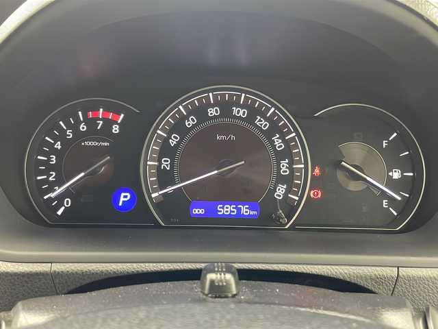 トヨタ エスクァイア Gi プレミアムパッケージ 沖縄県 2018(平30)年 5.9万km ブラック 純正9インチナビ(NSZT-Y66T)/（フルセグTV　DVD再生　Bluetooth接続　USB）/バックカメラ/ビルトインETC/ドライブレコーダー/両側パワースライドドア/トヨタセーフティセンス/・衝突被害軽減ブレーキ (プリクラッシュセーフティ)																									/・ハンドル操作サポート (レーントレーシングアシスト)																																																	/・車線はみ出しアラート (レーンディパーチャーアラート)																									/・自動ハイビーム (オートマチックハイビーム)	/クルーズコントロール																								/ステアリングヒーター/ステアリングスイッチ/ハーフレザーシート/シートヒーター/サンシェード/純正フロアマット/純正15インチアルミホイール/電動格納ウインカーミラー