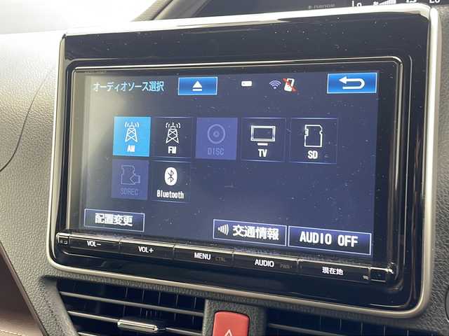 トヨタ エスクァイア Gi プレミアムパッケージ 沖縄県 2018(平30)年 5.9万km ブラック 純正9インチナビ(NSZT-Y66T)/（フルセグTV　DVD再生　Bluetooth接続　USB）/バックカメラ/ビルトインETC/ドライブレコーダー/両側パワースライドドア/トヨタセーフティセンス/・衝突被害軽減ブレーキ (プリクラッシュセーフティ)																									/・ハンドル操作サポート (レーントレーシングアシスト)																																																	/・車線はみ出しアラート (レーンディパーチャーアラート)																									/・自動ハイビーム (オートマチックハイビーム)	/クルーズコントロール																								/ステアリングヒーター/ステアリングスイッチ/ハーフレザーシート/シートヒーター/サンシェード/純正フロアマット/純正15インチアルミホイール/電動格納ウインカーミラー