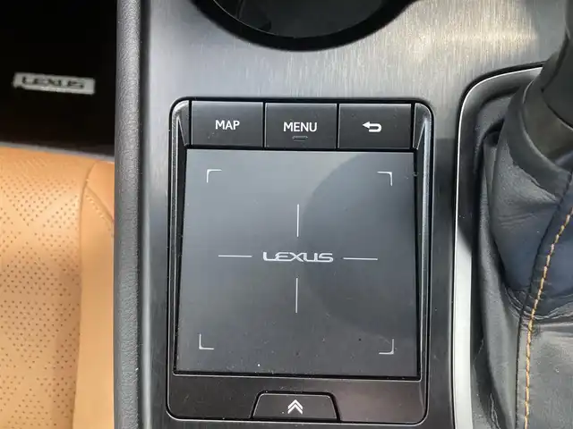 レクサス ＵＸ 250h バージョンL 熊本県 2019(平31)年 4.9万km テレーンカーキマイカM ・スマートキー/・プッシュスタート/・プリクラッシュセーフティ/・レーントレーシングアラート/・ブラインドスポットモニター/・パーキンブサポートアラート/・先行車発進告知/・道路標識認識/・オートマチックハイビーム/・クルーズコントロール(追従式)/・茶革シート/・前席パワーシート/・前席シートヒーター＆エアシート /・ハンドルヒーター /・純正メモリナビ/　【BD・Bluetooth・USB・SD・AUX・MSV】/・フルセグTV/・全方位カメラ/・ETC2.0/・ヘッドアップディスプレイ/・ドライブレコーダー(前方録画)/・LEDヘッドランプ/・LEDフォグランプ/・純正マット