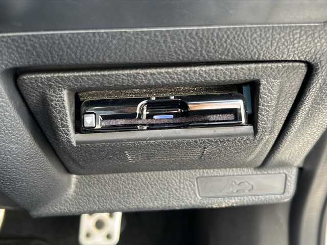 スバル レヴォーグ 1．6GT－S アイサイト 石川県 2018(平30)年 4.3万km クリスタルホワイトP ４WD/アイサイトセーフティプラス/サンルーフ/社外SDナビ/　　CD/DVD/AM/FM/フルセグ/SD/バック/サイドモニター/全車速追従機能付クルーズコントロール/LEDオートライト/前席パワーシート/前席シートヒーター/純正18インチアルミホイール付/アイドリングストップ/パドルシフト/ブラインドスポットモニター/前後ドライブレコーダー/純正フロアマット/ドアバイザー/スマートキー/ETC