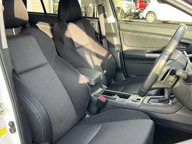 スバル レヴォーグ 1．6GT－S アイサイト 石川県 2018(平30)年 4.3万km クリスタルホワイトP ４WD/アイサイトセーフティプラス/サンルーフ/社外SDナビ/　　CD/DVD/AM/FM/フルセグ/SD/バック/サイドモニター/全車速追従機能付クルーズコントロール/LEDオートライト/前席パワーシート/前席シートヒーター/純正18インチアルミホイール付/アイドリングストップ/パドルシフト/ブラインドスポットモニター/前後ドライブレコーダー/純正フロアマット/ドアバイザー/スマートキー/ETC