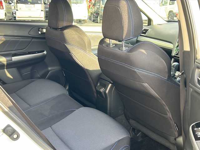 スバル レヴォーグ 1．6GT－S アイサイト 石川県 2018(平30)年 4.3万km クリスタルホワイトP ４WD/アイサイトセーフティプラス/サンルーフ/社外SDナビ/　　CD/DVD/AM/FM/フルセグ/SD/バック/サイドモニター/全車速追従機能付クルーズコントロール/LEDオートライト/前席パワーシート/前席シートヒーター/純正18インチアルミホイール付/アイドリングストップ/パドルシフト/ブラインドスポットモニター/前後ドライブレコーダー/純正フロアマット/ドアバイザー/スマートキー/ETC