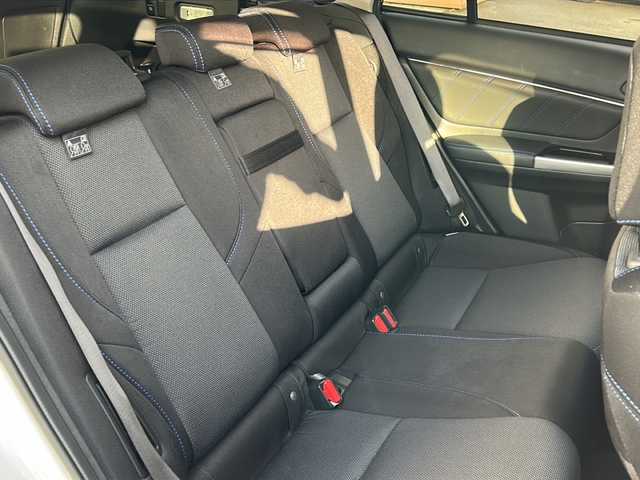 スバル レヴォーグ 1．6GT－S アイサイト 石川県 2018(平30)年 4.3万km クリスタルホワイトP ４WD/アイサイトセーフティプラス/サンルーフ/社外SDナビ/　　CD/DVD/AM/FM/フルセグ/SD/バック/サイドモニター/全車速追従機能付クルーズコントロール/LEDオートライト/前席パワーシート/前席シートヒーター/純正18インチアルミホイール付/アイドリングストップ/パドルシフト/ブラインドスポットモニター/前後ドライブレコーダー/純正フロアマット/ドアバイザー/スマートキー/ETC