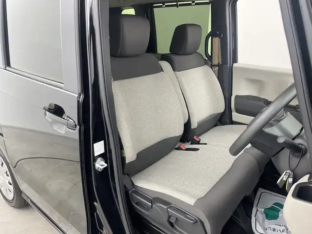 ホンダ Ｎ ＢＯＸ 三重県 2024(令6)年 0.1万km未満 クリスタルブラックパール 登録済未使用車　登録時8km/純正ナビ/AM/FM/BT/USB/フルセグTV/バックカメラ/衝突軽減ブレーキ（CMBS）/アダプティブクルーズコントロール/路外逸脱抑制機能/パーキングセンサー/片側パワースライドドア/LEDヘッドライト/オートライト/オートハイビーム/電子パーキングブレーキ/ブレーキホールド/ECON/電動格納ミラー/ヘッドライトレベライザー/プッシュスタート/スマートキー/スペアキー