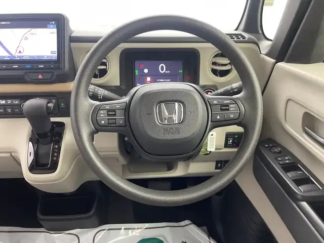 ホンダ Ｎ ＢＯＸ 三重県 2024(令6)年 0.1万km未満 クリスタルブラックパール 登録済未使用車　登録時8km/純正ナビ/AM/FM/BT/USB/フルセグTV/バックカメラ/衝突軽減ブレーキ（CMBS）/アダプティブクルーズコントロール/路外逸脱抑制機能/パーキングセンサー/片側パワースライドドア/LEDヘッドライト/オートライト/オートハイビーム/電子パーキングブレーキ/ブレーキホールド/ECON/電動格納ミラー/ヘッドライトレベライザー/プッシュスタート/スマートキー/スペアキー