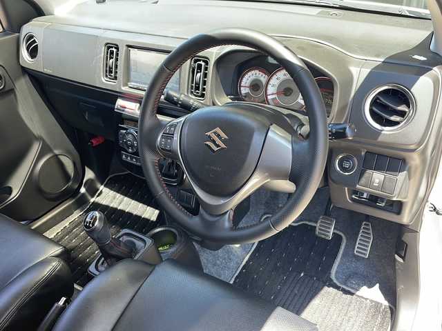 スズキ アルト ワークス 静岡県 2017(平29)年 4.4万km パールホワイト 社外ナビ/・ワンセグTV/・CD/Bluetooth/ラジオ/主要装備/・ＥＴＣ/・レカロシート/・ステアリングリモコン/・オートライト/・プッシュスタート/・スマートキー/・ＨＩＤヘッドライト/・バックカメラ/・純正フロアマット/・革巻きステアリング/・フォグランプ