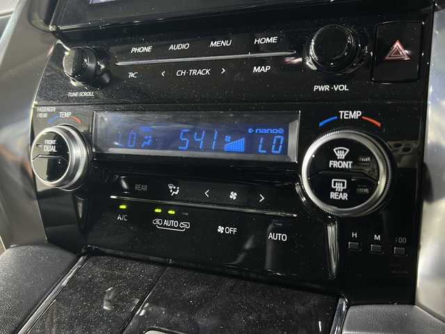 トヨタ アルファード S Cパッケージ 広島県 2020(令2)年 5.4万km ブラック 純正ナビ/（Bluetooth/CD/DVD/AppleCarPlay/AndroidAuto)/12.1型フリップダウンモニター/ビルドインETC2.0/バックカメラ/両側パワースライドドア/パワーシート（運転席/助手席）/シートヒーター（運転席/助手席）/エアシート（運転席/助手席）/レーダークルーズコントロール/プリクラッシュセーフティー/ブラインドスポットモニター/三眼LEDヘッドライト/フォグランプ/オートマチックハイビーム/純正17インチアルミホイール/純正フロアマット/純正ドアバイザー/デジタルインナーミラー
