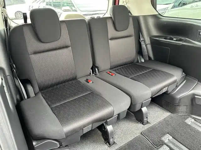 日産 セレナ ハイウェイスター 福岡県 2016(平28)年 5.7万km マルーンレッド 2トーン 純正9型SDナビ(フルセグTV/CD/DVD/BT)アラウンドビューモニター後席モニタープロパイロットエマージェンシーブレーキコーナーセンサー両側パワスラETCデジタルインナーミラーUSBポート純正LEDヘッドライト純正16インチアルミホイル純正フロアマットプッシュスタートスマートキー