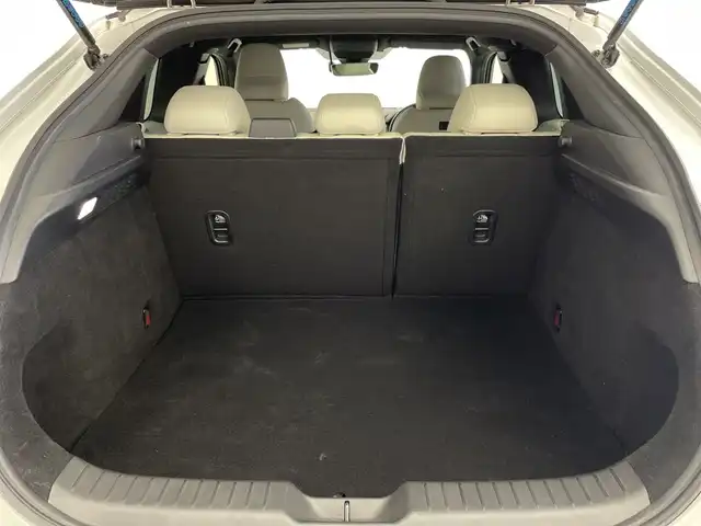 マツダ ＭＸ－３０ モダンコンフィデンス 愛知県 2022(令4)年 2万km セラミックM 純正ナビ/・Bluetooth/・フルセグテレビ/・AppleCarPlay/AndroidAuto/全方位モニター/シートヒーター/ステアリングヒーター/衝突軽減ブレーキ/レーンキープアシスト/オートマチックハイビーム/ブラインドスポットモニター/前後コーナーセンサー/レーダークルーズコントロール/前後ドライブレコーダー/ETC/LEDヘッドライト