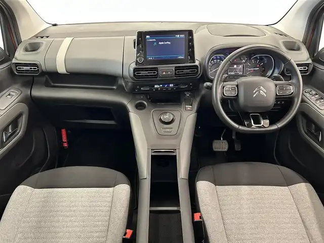 シトロエン ベルランゴ シャイン 岡山県 2021(令3)年 1.2万km 茶 ACC/純正ディスプレイオーディオ/フルセグTV/アップルカープレイ/インテリジェントハイビーム/パドルシフト/パーキングセンサー/BSM/アクティブセーフティーブレーキ/トラフィックサインインフォメーション/疲労検知システム/オートエアコン/ETC/リアガラスハッチ