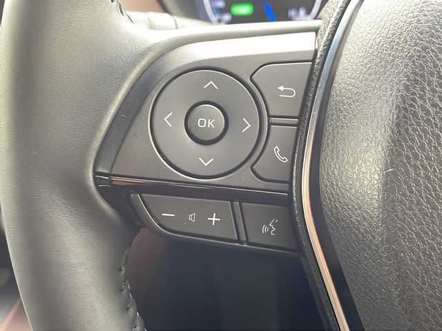 トヨタ ハリアー ハイブリッド G 沖縄県 2020(令2)年 4万km スティールブロンドM 純正ディスプレイオーディオ　ナビ付/　（フルセグTV/ラジオ/Bluetooth）/バックカメラ/ドライブレコーダー/ブラインドスポットモニター/電動パーキングブレーキ/パワーバックドア/純正デジタルインナーミラー/ハーフレザーシート/トヨタセーフティセンス/・衝突被害軽減ブレーキ (プリクラッシュセーフティ)																									/・ハンドル操作サポート (レーントレーシングアシスト)																									/・追従ドライブ支援機能 (レーダークルーズコントロール)																									/・車線はみ出しアラート (レーンディパーチャーアラート)																									/・自動ハイビーム (オートマチックハイビーム)	/スマートキー/スペアキー/プッシュスタート/純正フロアマット/純正18インチアルミホイール/LEDヘッドライト/オートライト/保証書/取扱説明書