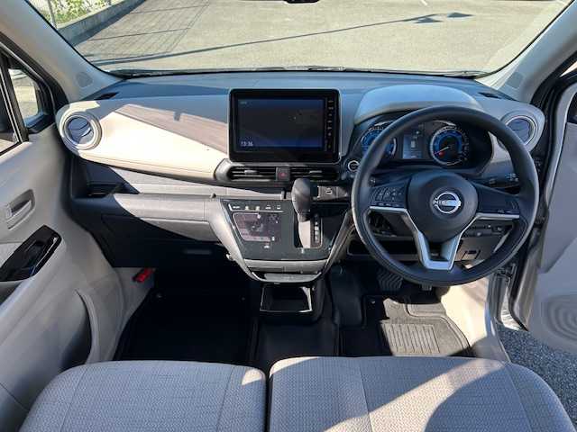 日産 デイズ X 静岡県 2023(令5)年 2.9万km スターリングシルバーM ワンオーナー/純正9インチディスプレイオーディオ/（AppleCarPlay/ Android Auto/Bluetooth)/スマートキー/純正14インチAW/クリアランスソナー/バックカメラ/ステアリングスイッチ/オートライト/保証書/取扱説明書
