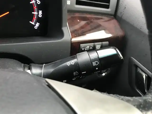 トヨタ ヴェルファイア 2．4Z 富山県 2012(平24)年 7.3万km ホワイトパールクリスタルシャイン 純正HDDナビ/バックカメラ/フリップダウンモニター/ウィンカーミラー/アイドリングストップ/プッシュスタート/両側パワースライドドア/ETC