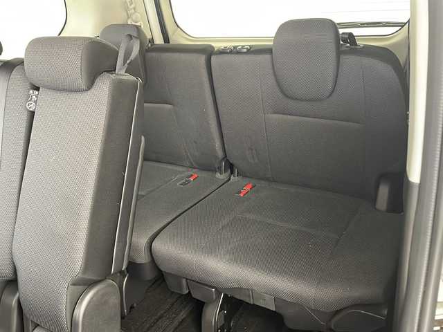 日産 セレナ X VセレクションⅡ 兵庫県 2019(平31)年 3.1万km ブリリアントホワイトパール 【・エマージェンシーブレーキ/・車線逸脱警報/・速度標識表示/・道路標識表示/・フロントリアソナー/・ふらつき警報/・純正9インチナビ＆フルセグ＆BT＆DVD＆BD/・アラウンドビューモニター/・両側パワースライドドア/・オートマチックハイビーム/・ステアリングスイッチ/・アイドリングストップ/・パーキングアシスト/・フロアマット/・ハロゲンライト/・オートライト/・純正前ドライブレコーダー/・2列目サンシェード/・後席エアコン/・ドアバイザー/・スマートキー/・スペアキー/・プッシュスタート